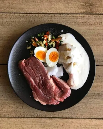 Muestra de Estudiantes Comida Barf